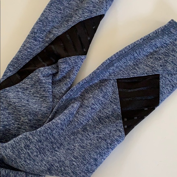 Beyond Yoga stacked and sliced spacedye legging - Picture 3 of 7